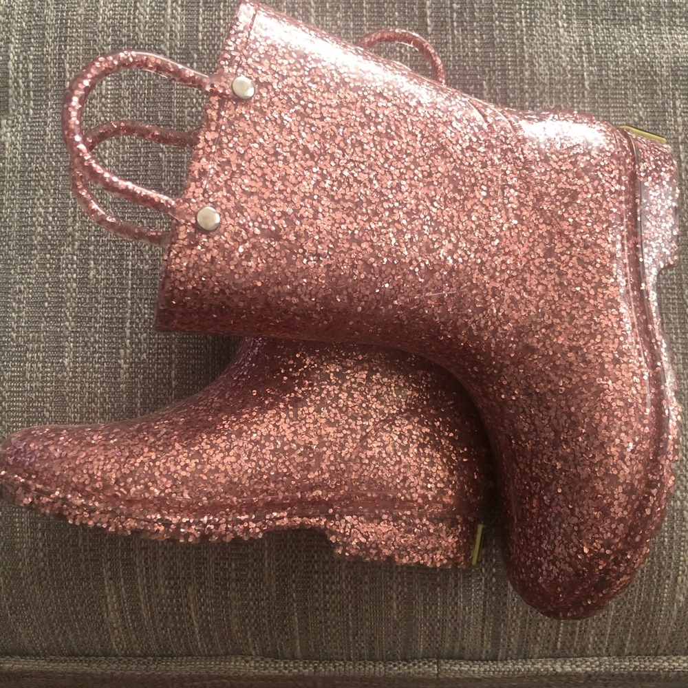 Rain boots size 11c